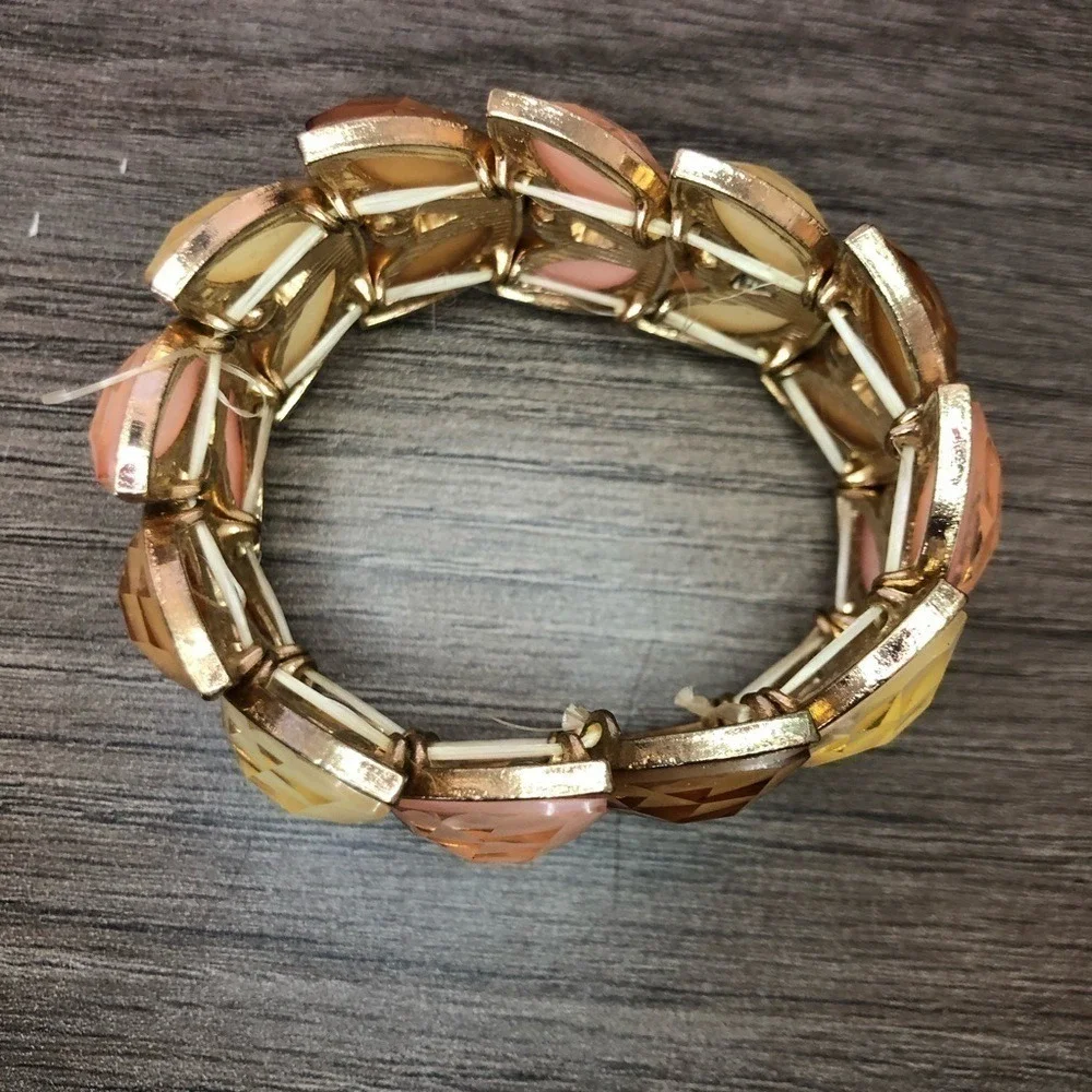 N/A gold tone